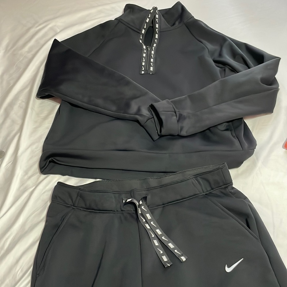 Nike Tracksuit Set